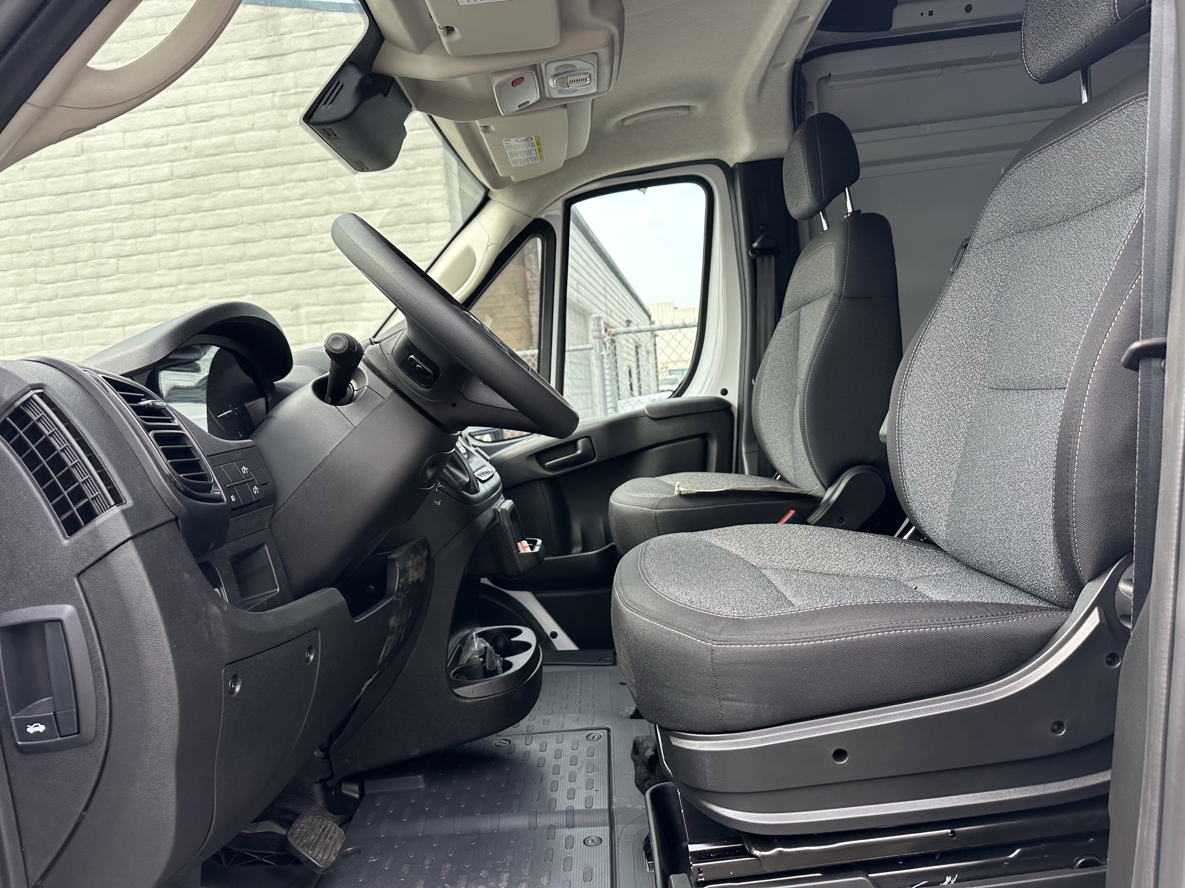 New 2025 RAM ProMaster 1500 w/ Convenience Group image 9