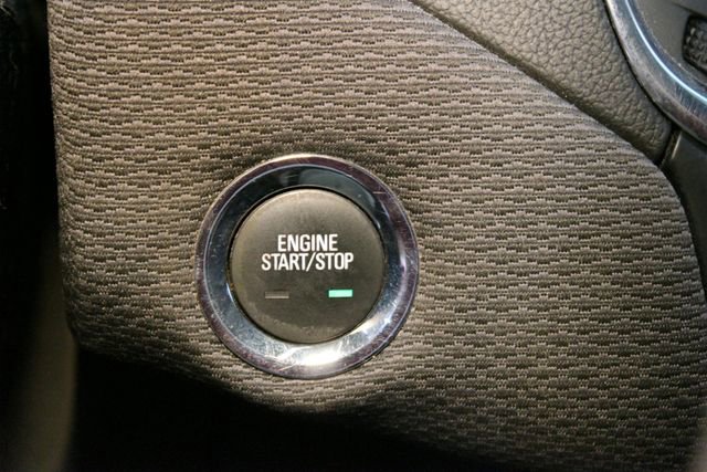 Used 2019 Chevrolet Cruze LT w/ LT True North Edition FWD image 23