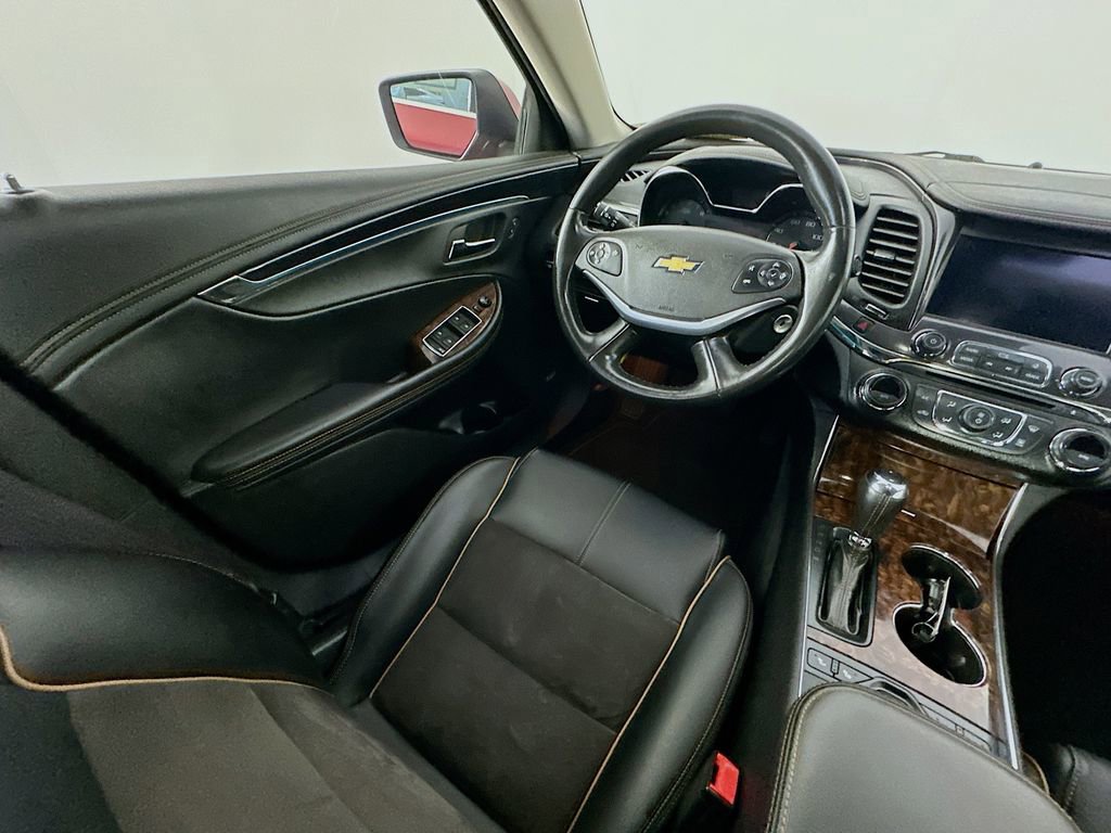 Used 2014 Chevrolet Impala LT FWD image 9