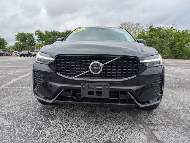 Used 2024 Volvo XC60 B5 Plus AWD/4WD image 9