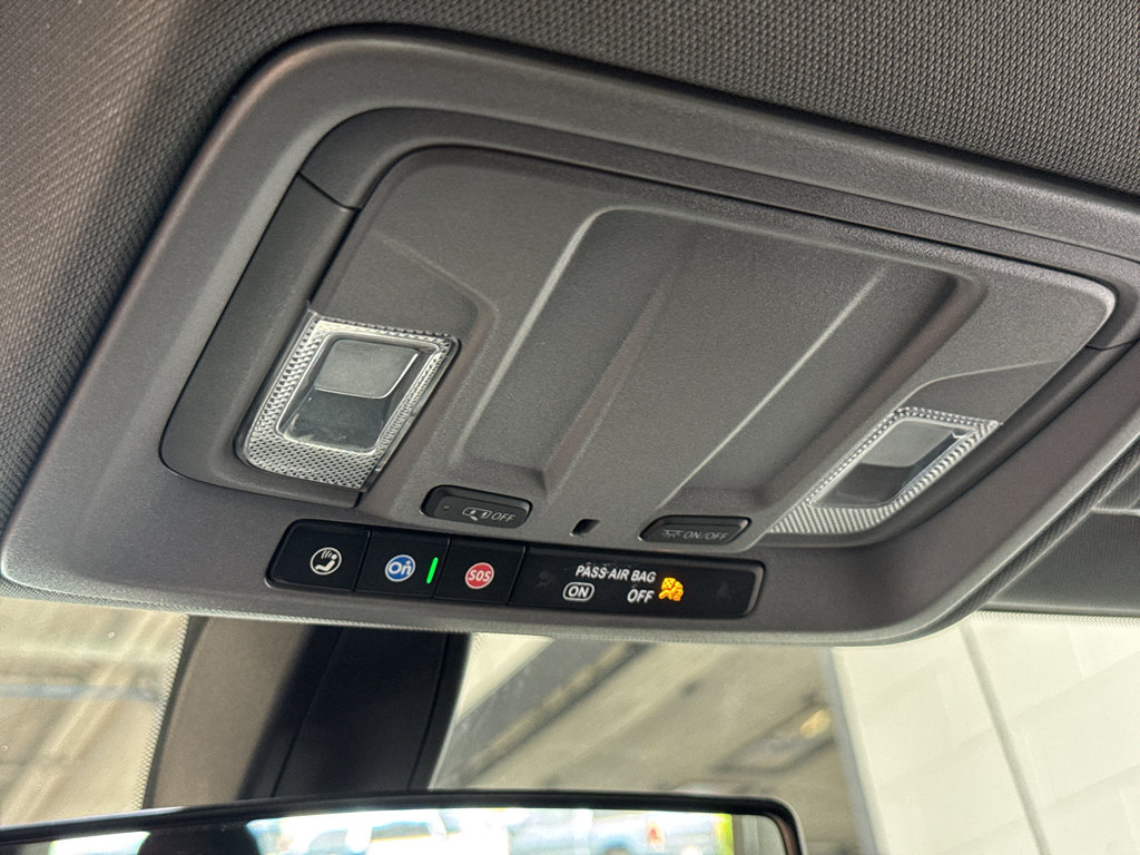 Used 2022 Chevrolet Silverado 1500 LT Trail Boss w/ Bed Protection Package AWD/4WD image 33