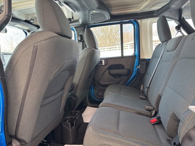 Used 2024 Jeep Wrangler Sport S image 29