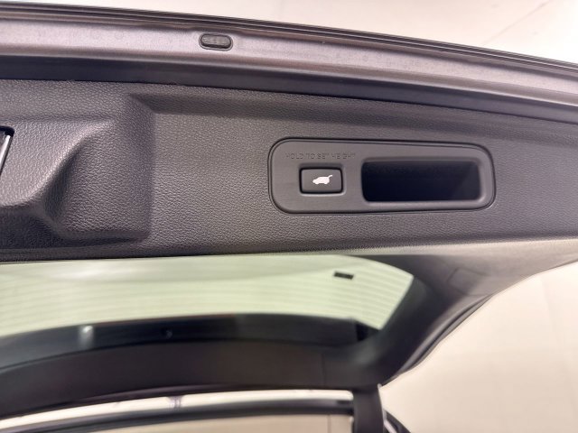 Certified 2026 Honda Odyssey Elite image 37