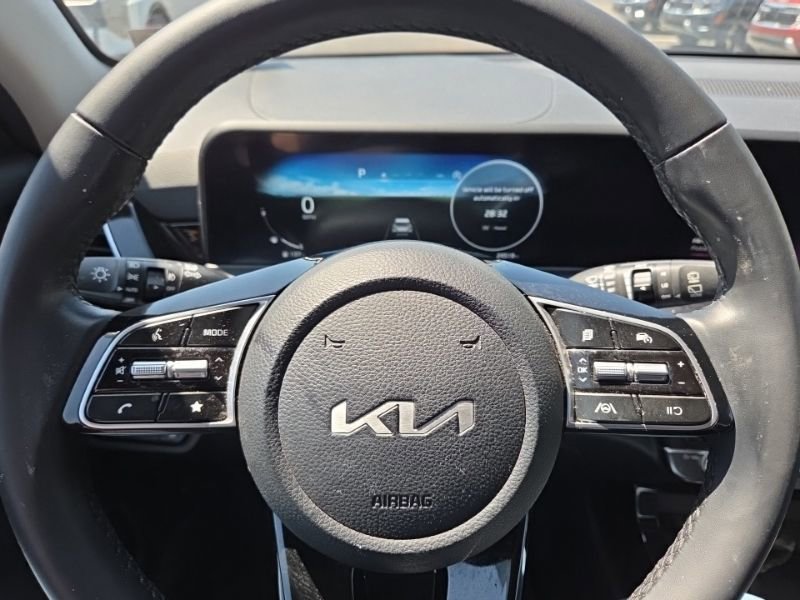 Used 2024 Kia Seltos S AWD/4WD image 12