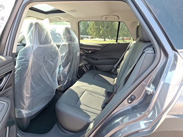 New 2025 Subaru Outback Limited image 8