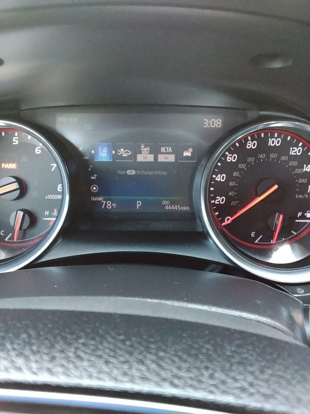 Used 2019 Toyota Camry XSE FWD image 13