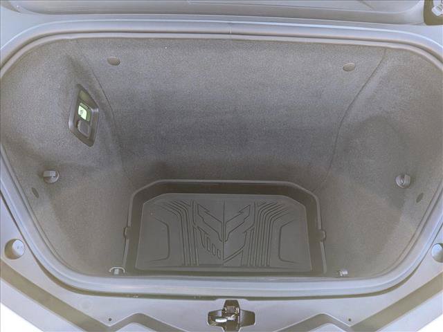 Used 2024 Chevrolet Corvette Stingray Preferred Cpe RWD image 6