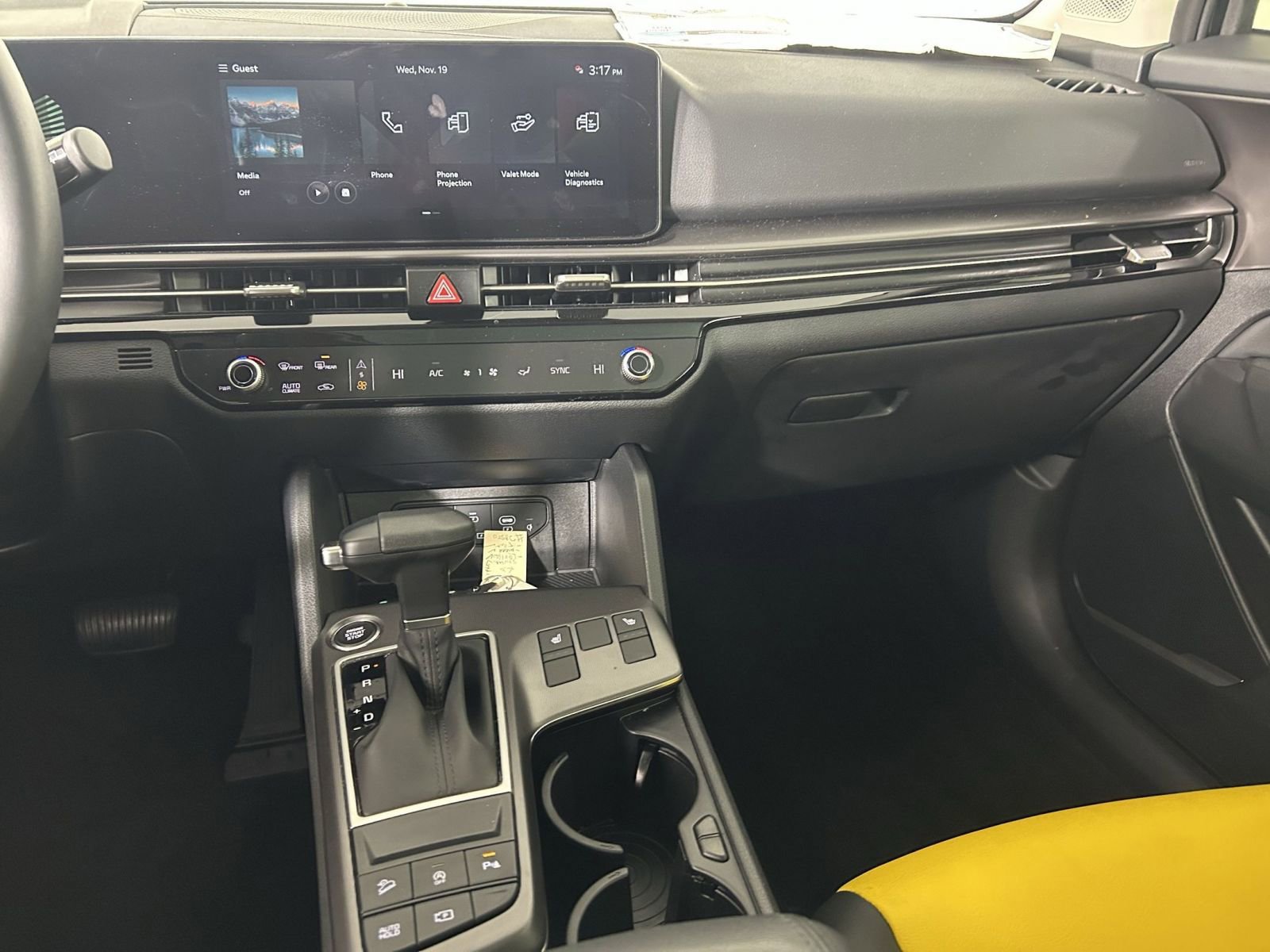 New 2026 Kia Sportage EX w/ EX Panorama Roof Package image 23