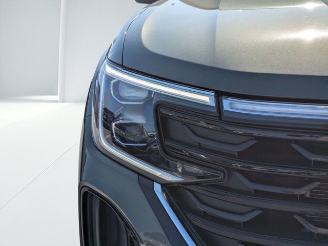 Used 2026 Volkswagen Atlas Cross Sport SE FWD image 8