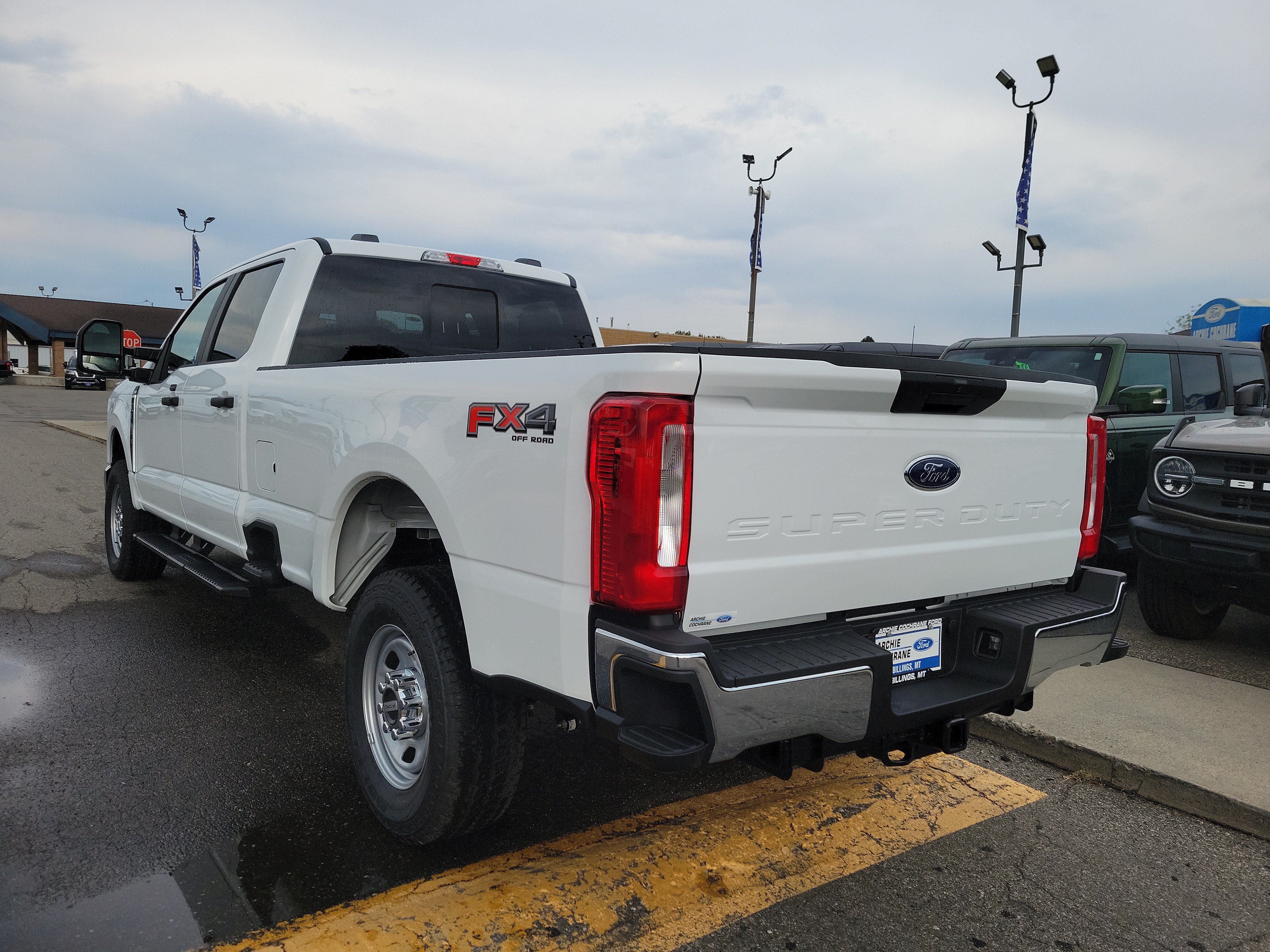New 2026 Ford F350 XL w/ FX4 Off-Road Package AWD/4WD image 3