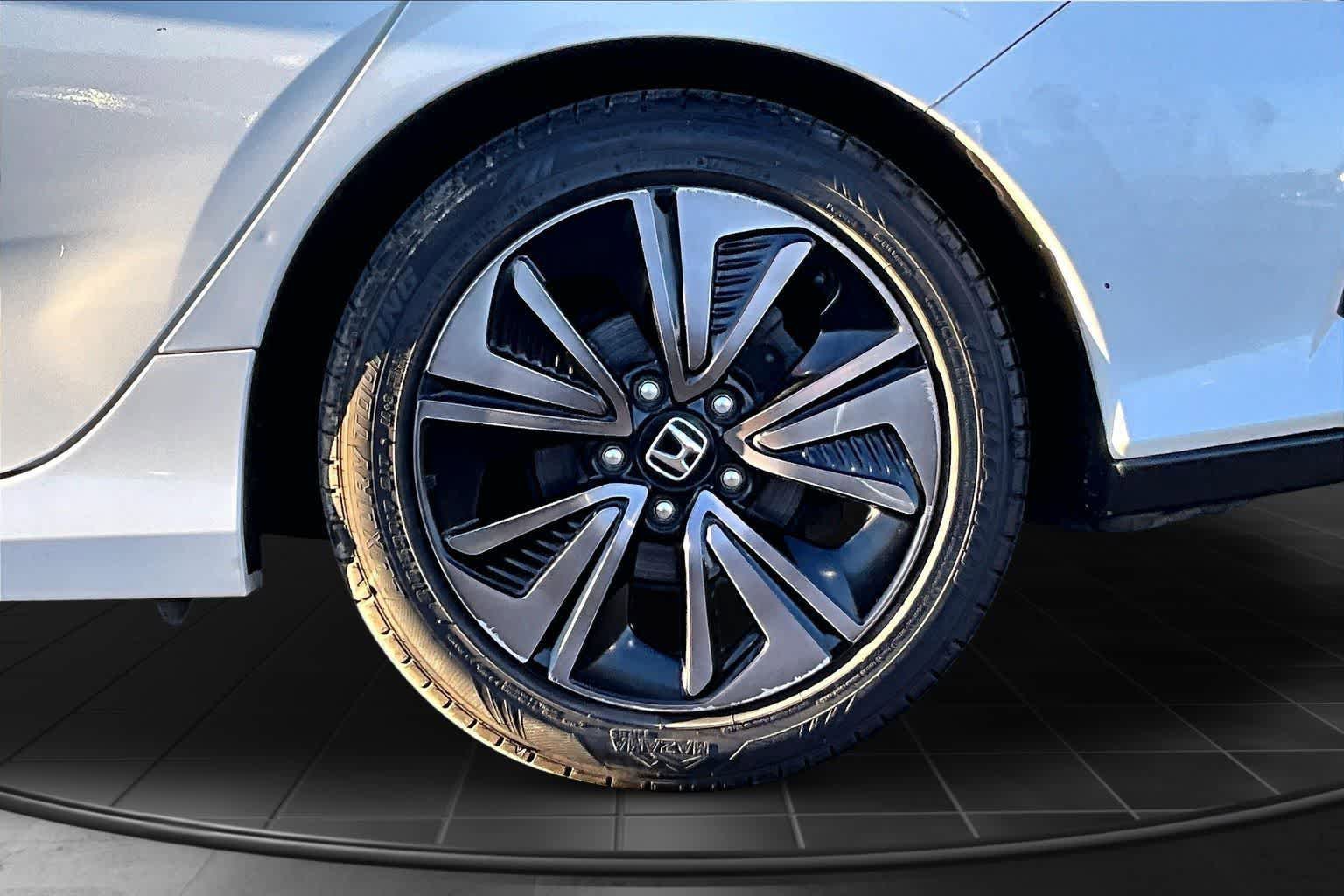 Used 2018 Honda Civic EX image 36