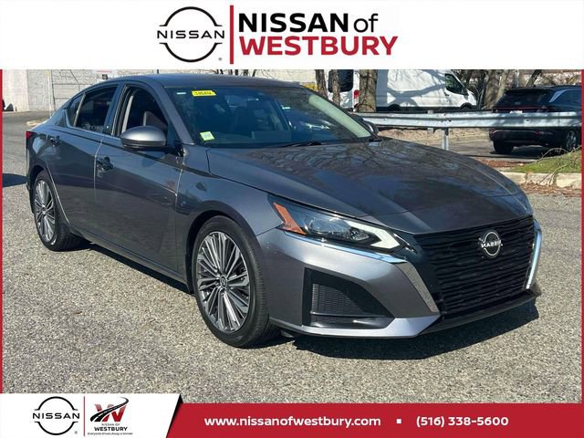 Used 2023 Nissan Altima 2.5 SL image 1