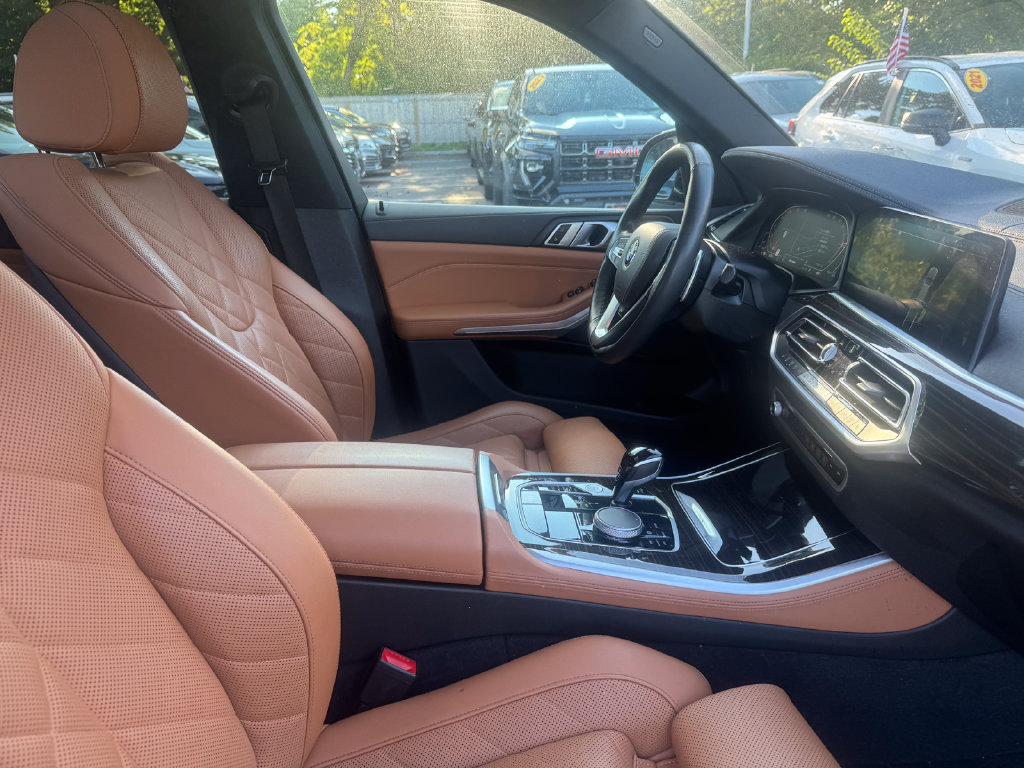 Used 2023 BMW X5 xDrive40i w/ Premium Package AWD/4WD image 29
