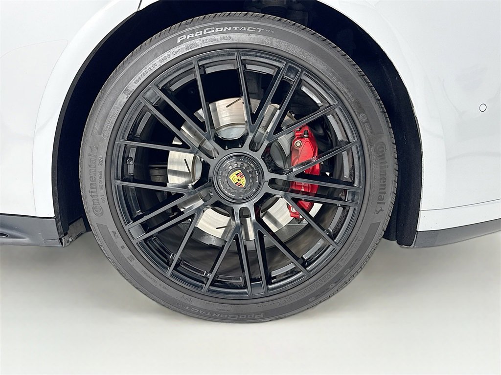 Certified 2025 Porsche Panamera GTS image 36