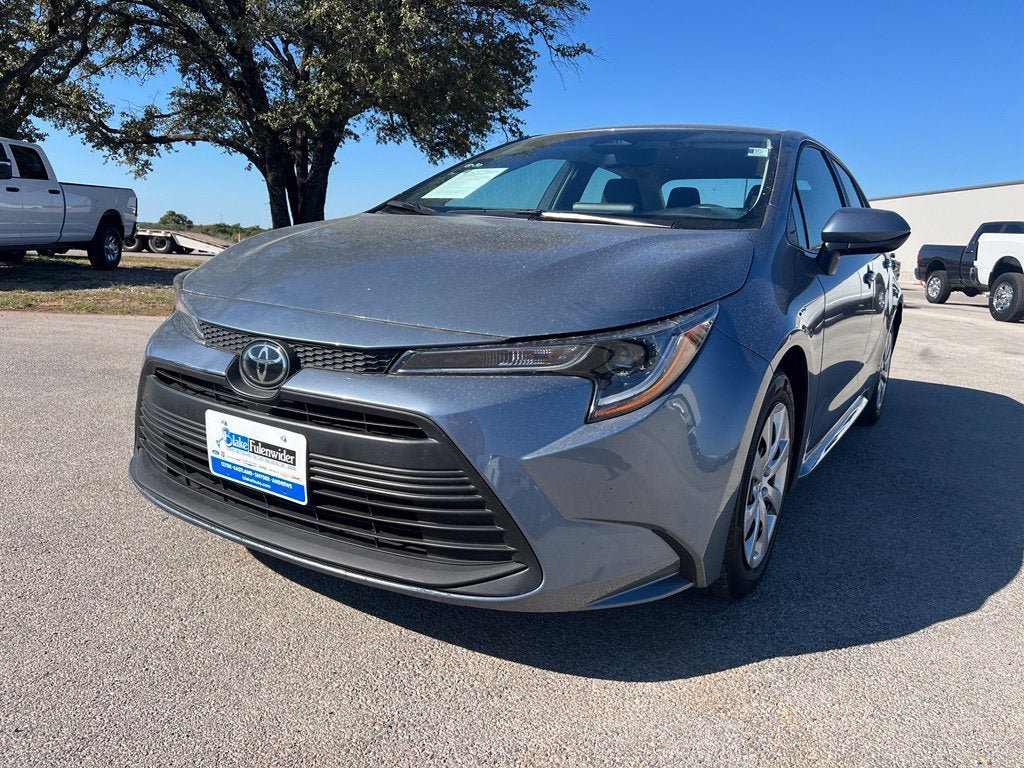 Used 2025 Toyota Corolla LE