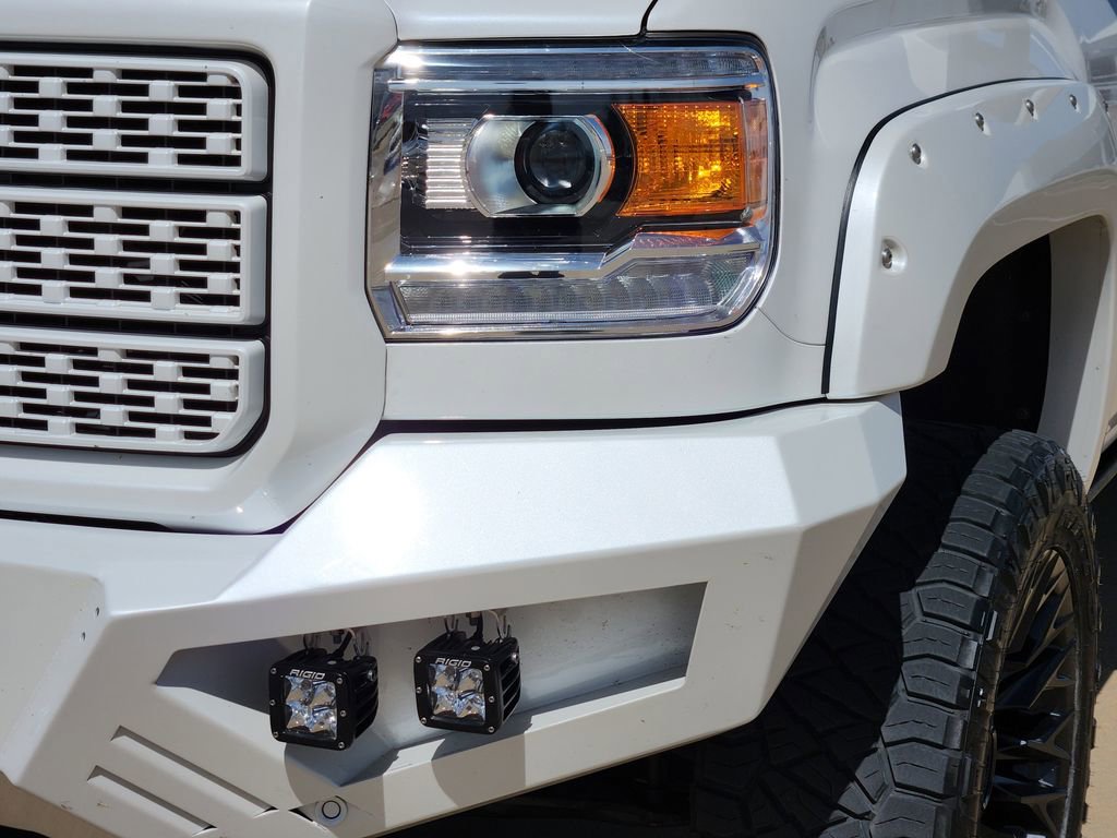 Used 2019 GMC Sierra 2500 Denali w/ Duramax Plus Package image 14