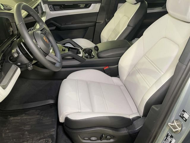 New 2026 Porsche Cayenne E-Hybrid Coupe image 5