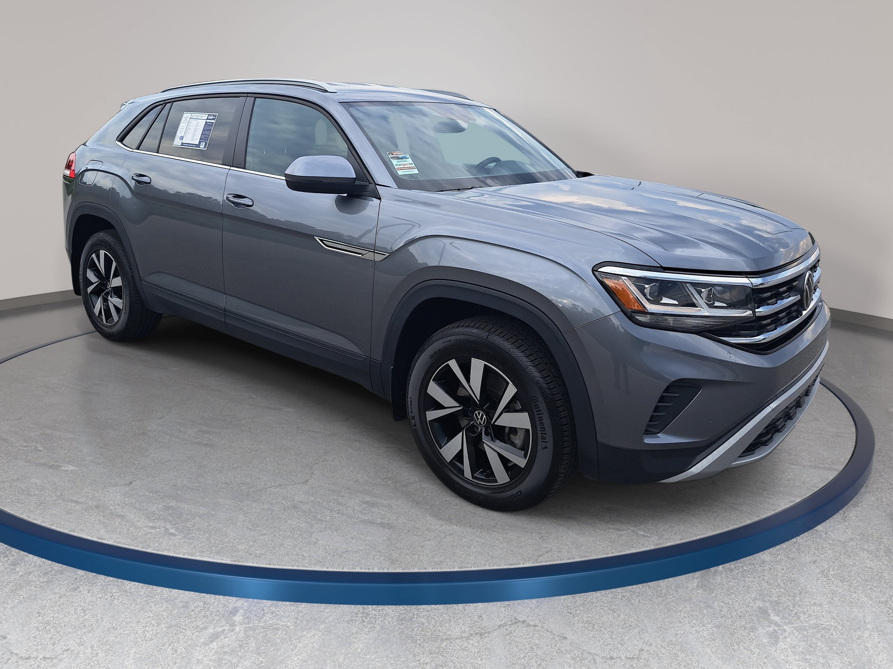 Used 2022 Volkswagen Atlas Cross Sport SE AWD/4WD image 3