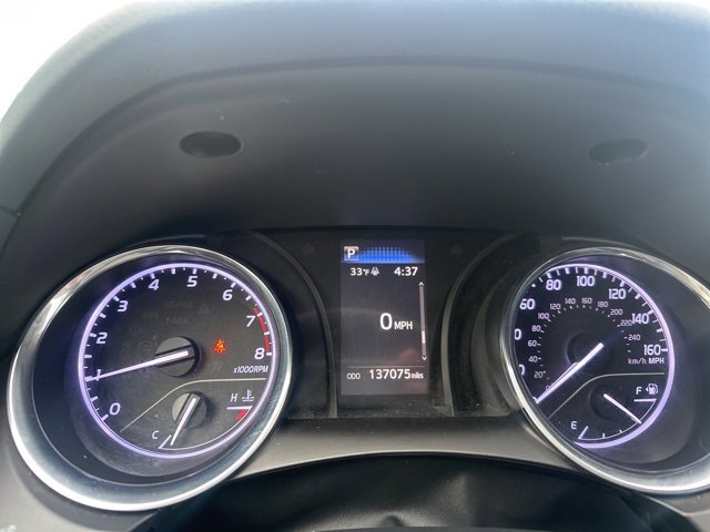 Used 2019 Toyota Camry L image 21