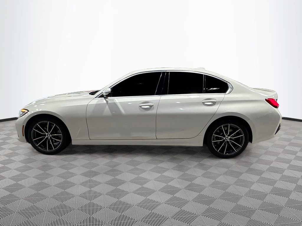 Used 2019 BMW 330i Sedan w/ Driving Assistance Package RWD image 9
