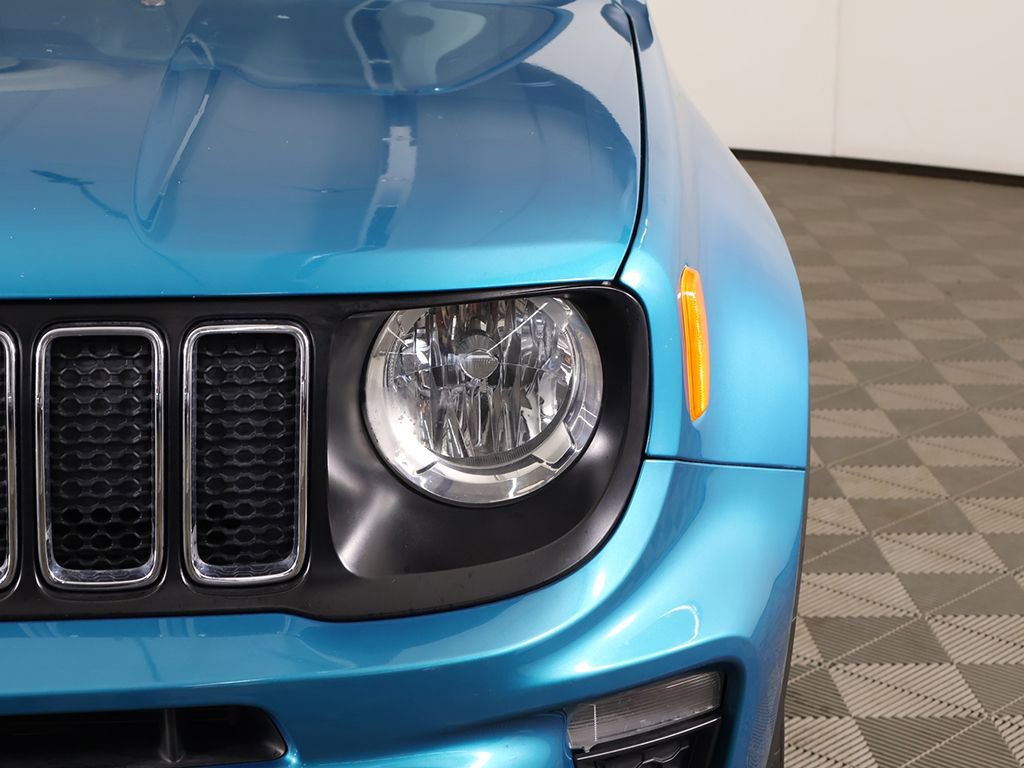 Used 2020 Jeep Renegade Latitude w/ Popular Equipment Group FWD image 11