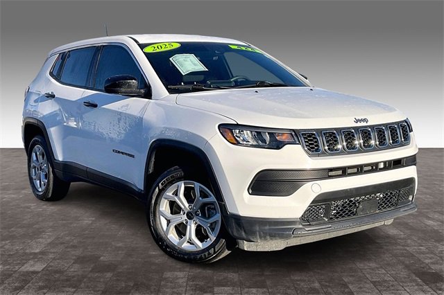 Certified 2025 Jeep Compass Sport image 11