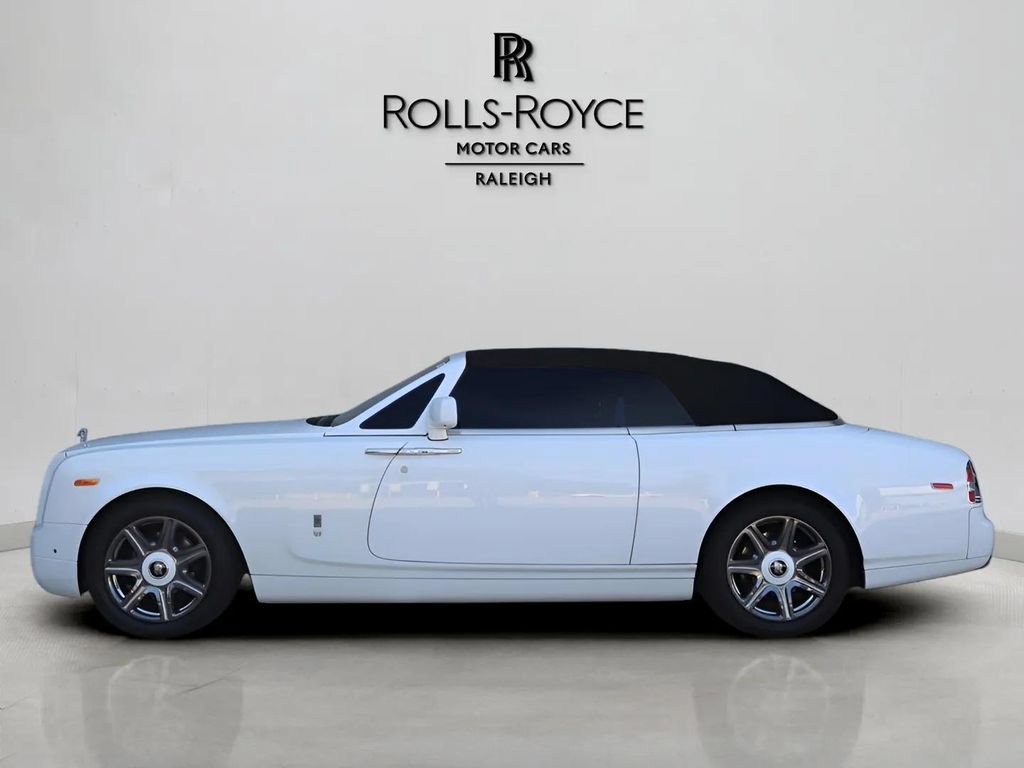 Used 2015 Rolls-Royce Phantom Drophead Coupe RWD image 6