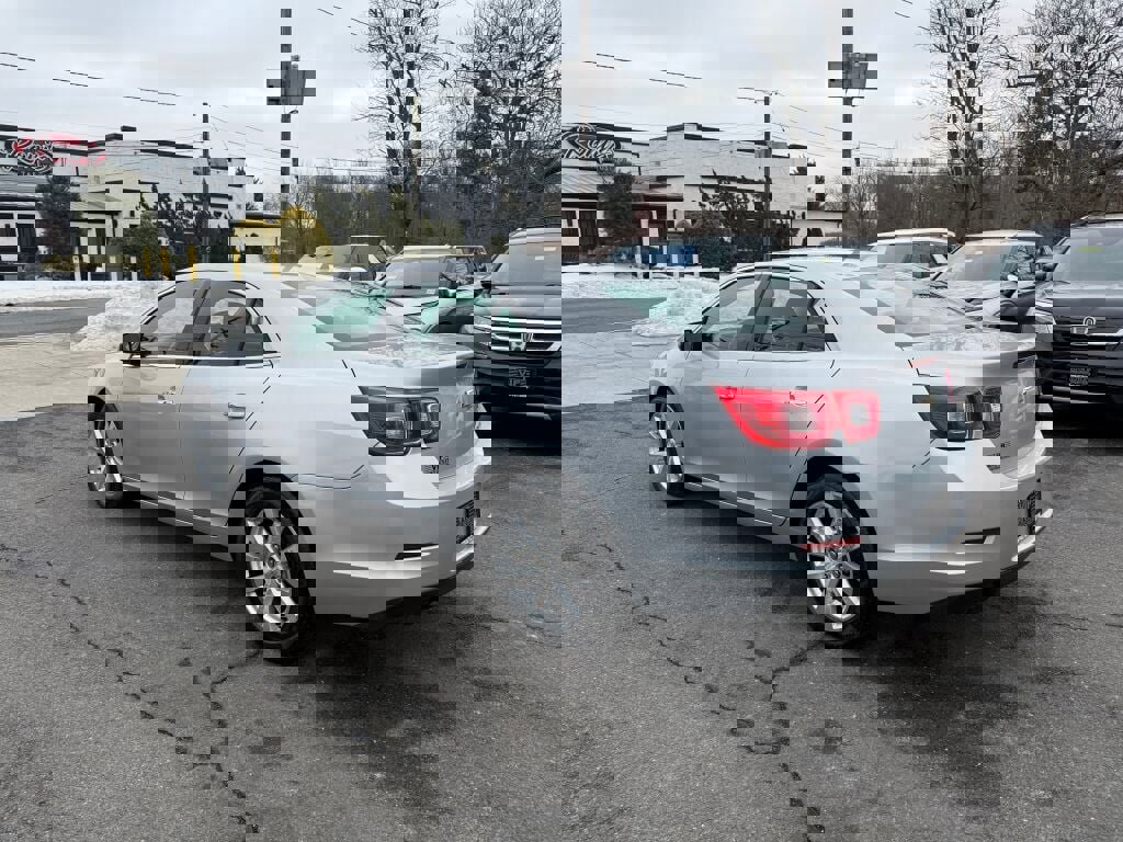 Used 2013 Chevrolet Malibu LTZ image 5