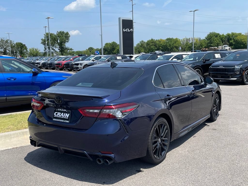 Used 2022 Toyota Camry XSE FWD image 7