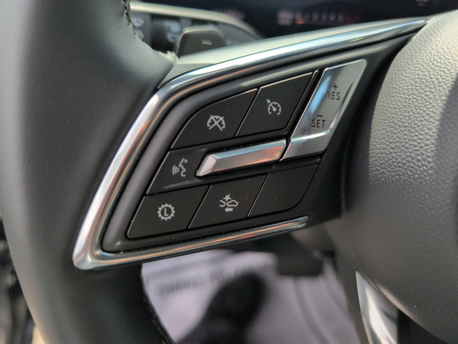 Used 2025 Buick Enclave Preferred image 20