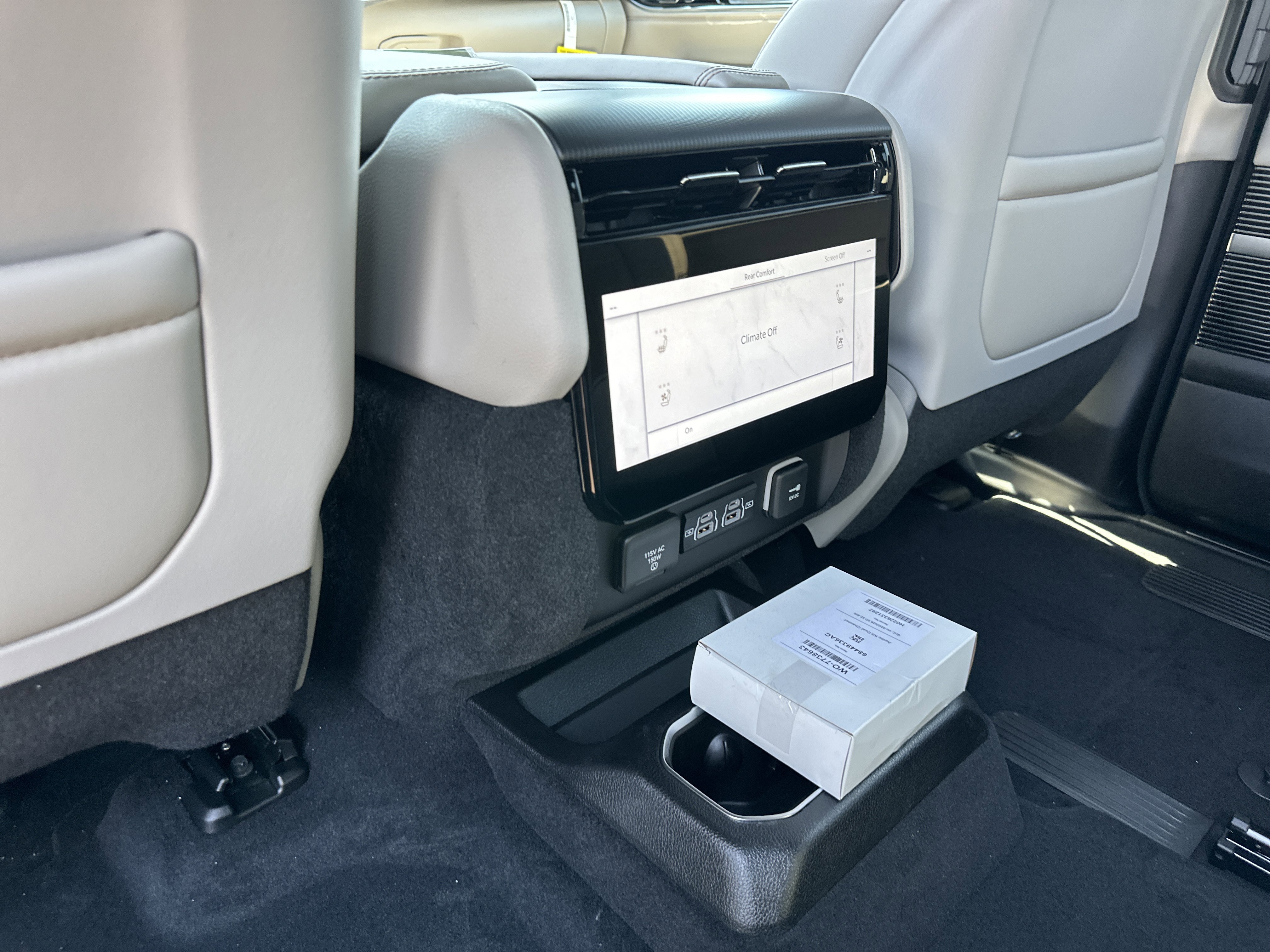 New 2026 Jeep Grand Wagoneer Summit AWD/4WD image 32