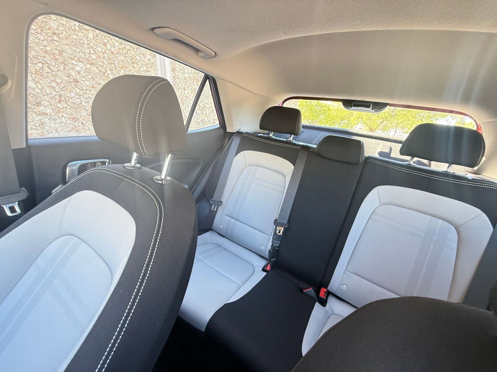 Used 2025 Hyundai Venue SEL image 41