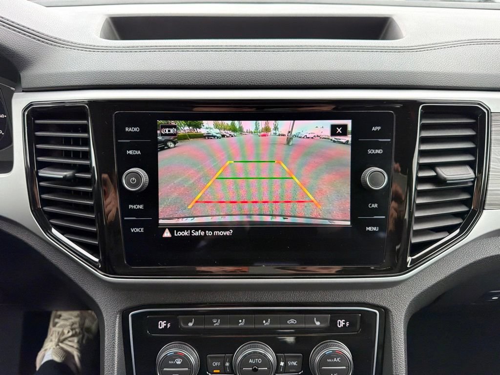 Used 2022 Volkswagen Atlas Cross Sport SE AWD/4WD image 23