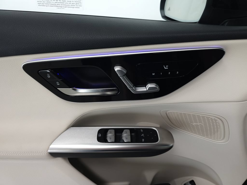 Certified 2026 Mercedes-Benz GLC 300 4MATIC image 6
