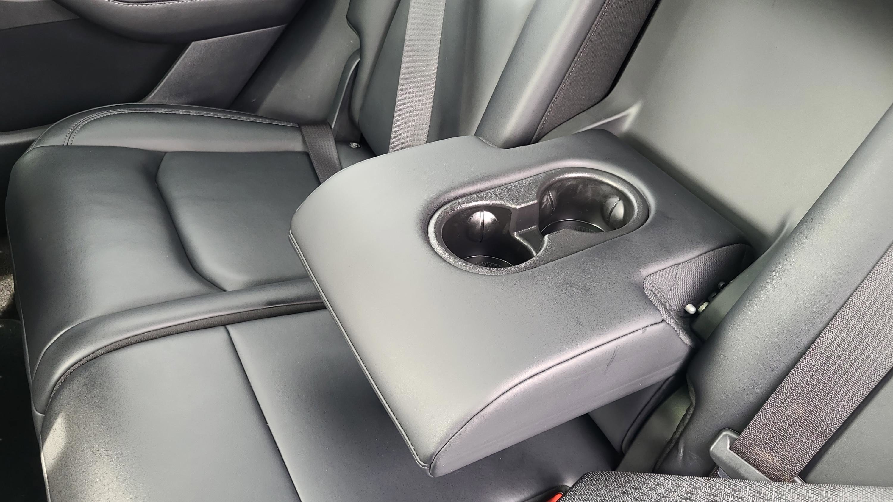 Used 2021 Tesla Model Y Long Range image 18