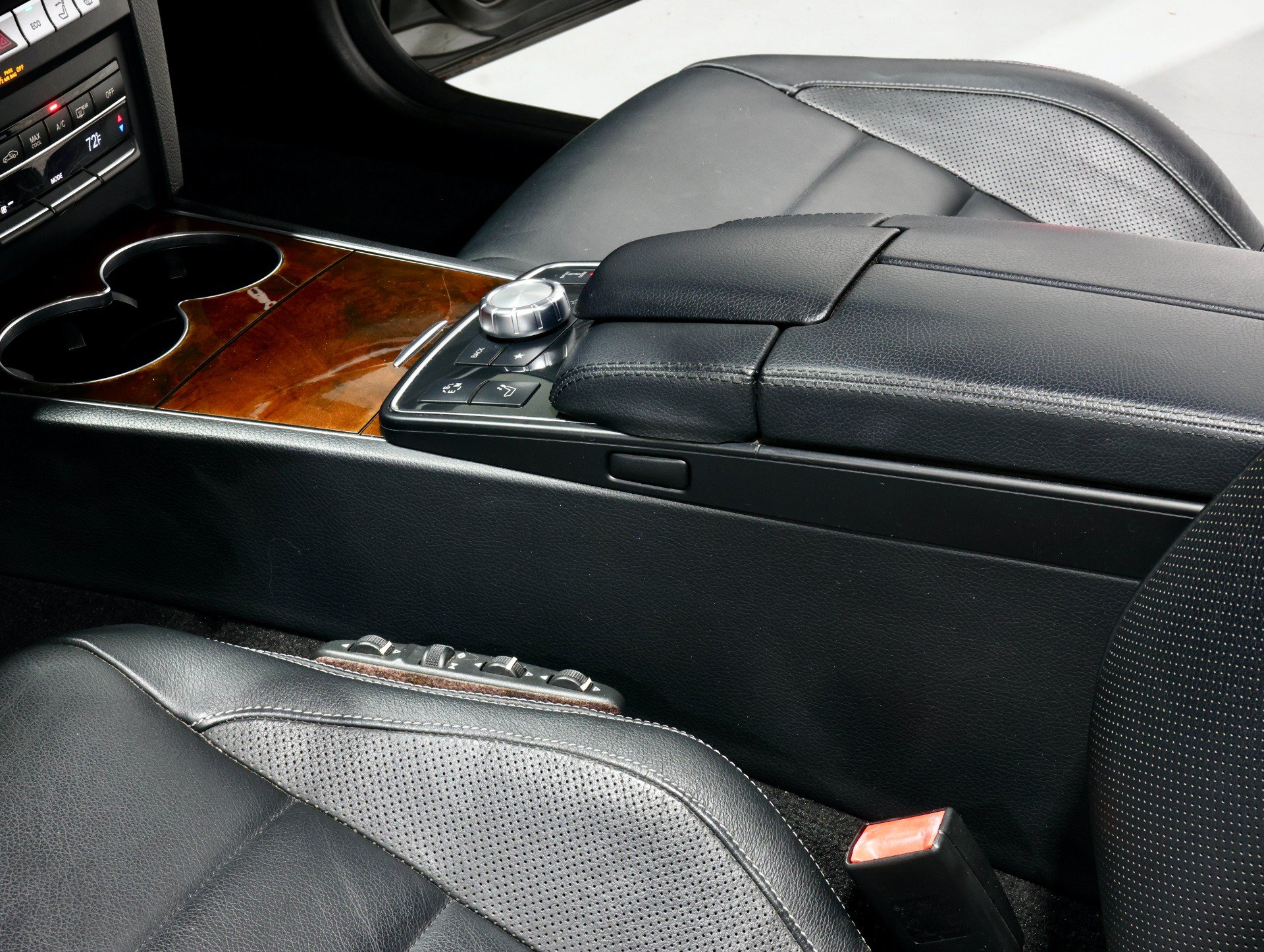 Used 2014 Mercedes-Benz E 550 Cabriolet image 19
