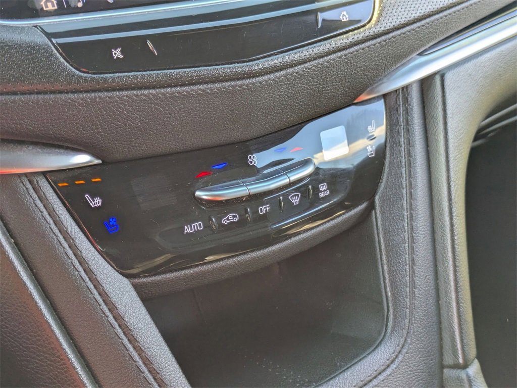 Used 2024 Cadillac XT5 Premium Luxury image 23