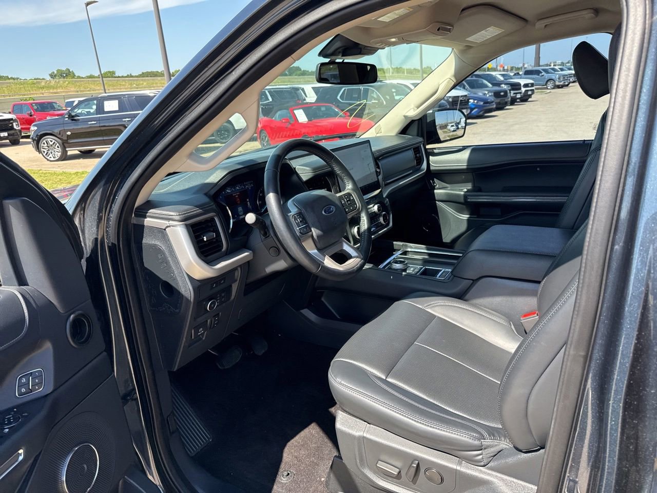 Used 2022 Ford Expedition XLT RWD image 21
