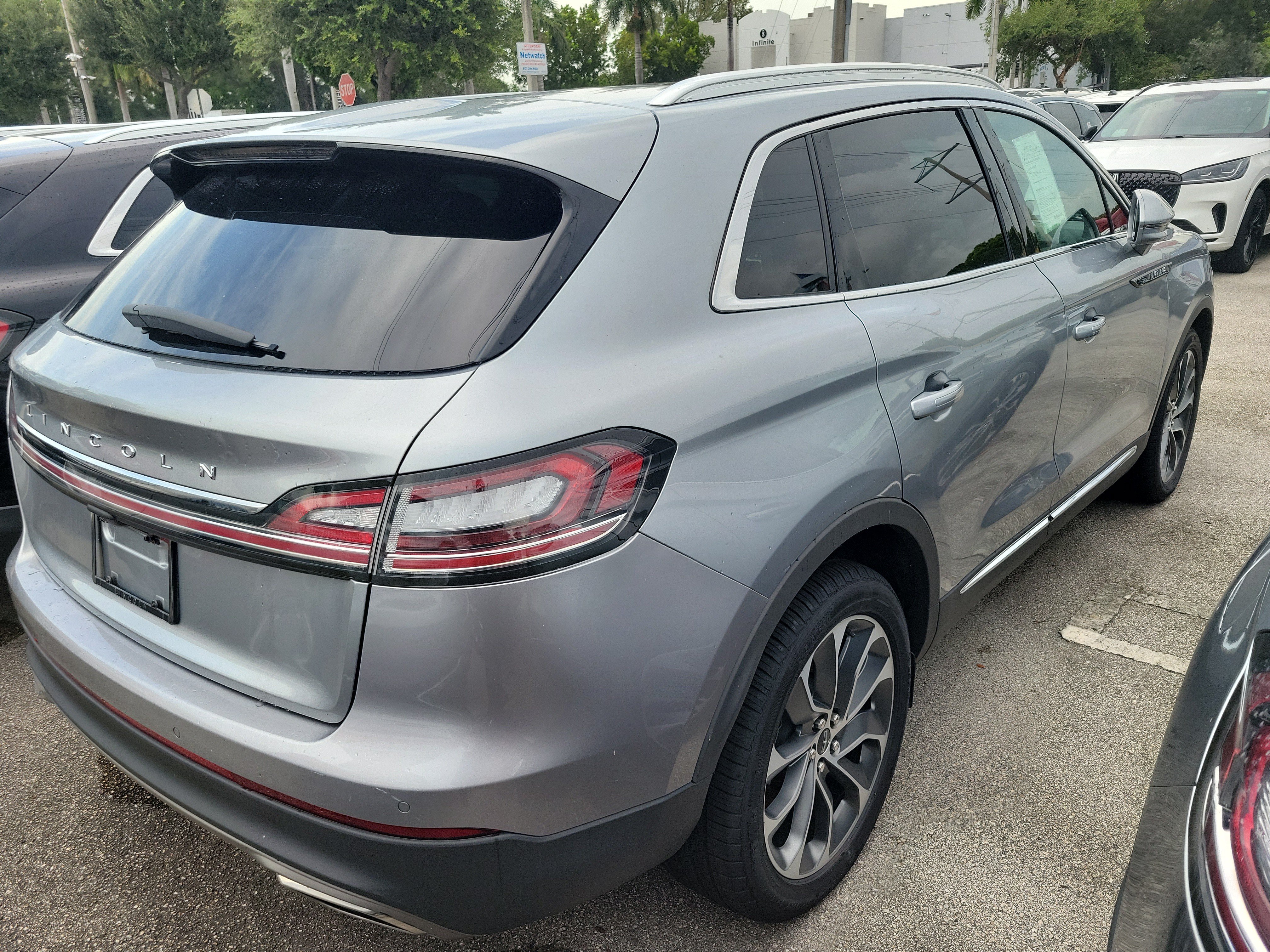 Certified 2023 Lincoln Nautilus Reserve AWD/4WD image 4