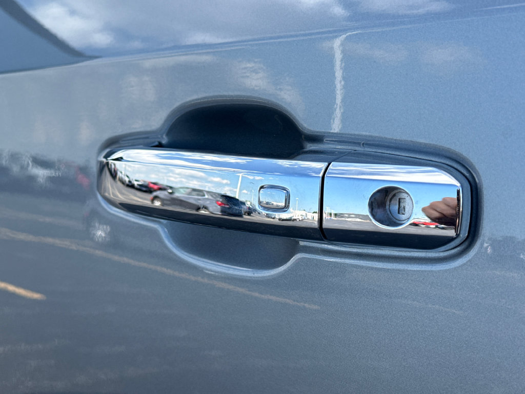New 2026 GMC Sierra 1500 Denali Ultimate AWD/4WD image 13