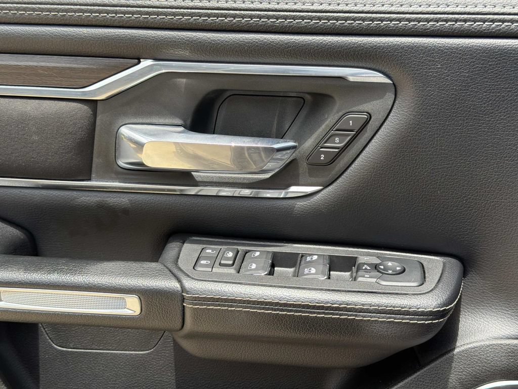 Used 2025 RAM 1500 Laramie w/ Laramie Southwest Edition AWD/4WD image 24