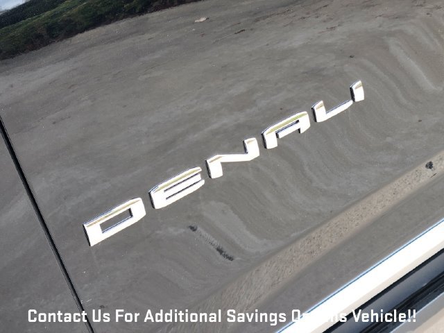 New 2027 GMC Yukon Denali w/ Sun & Power Step Package AWD/4WD image 8