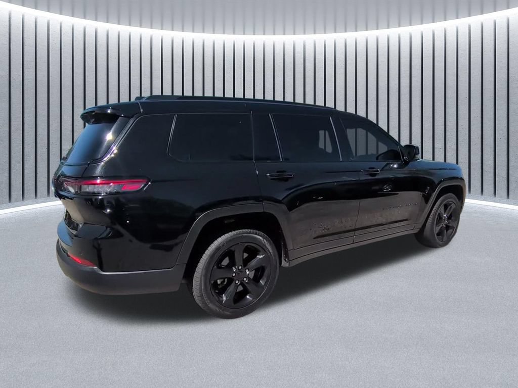 Used 2023 Jeep Grand Cherokee L Laredo AWD/4WD image 16