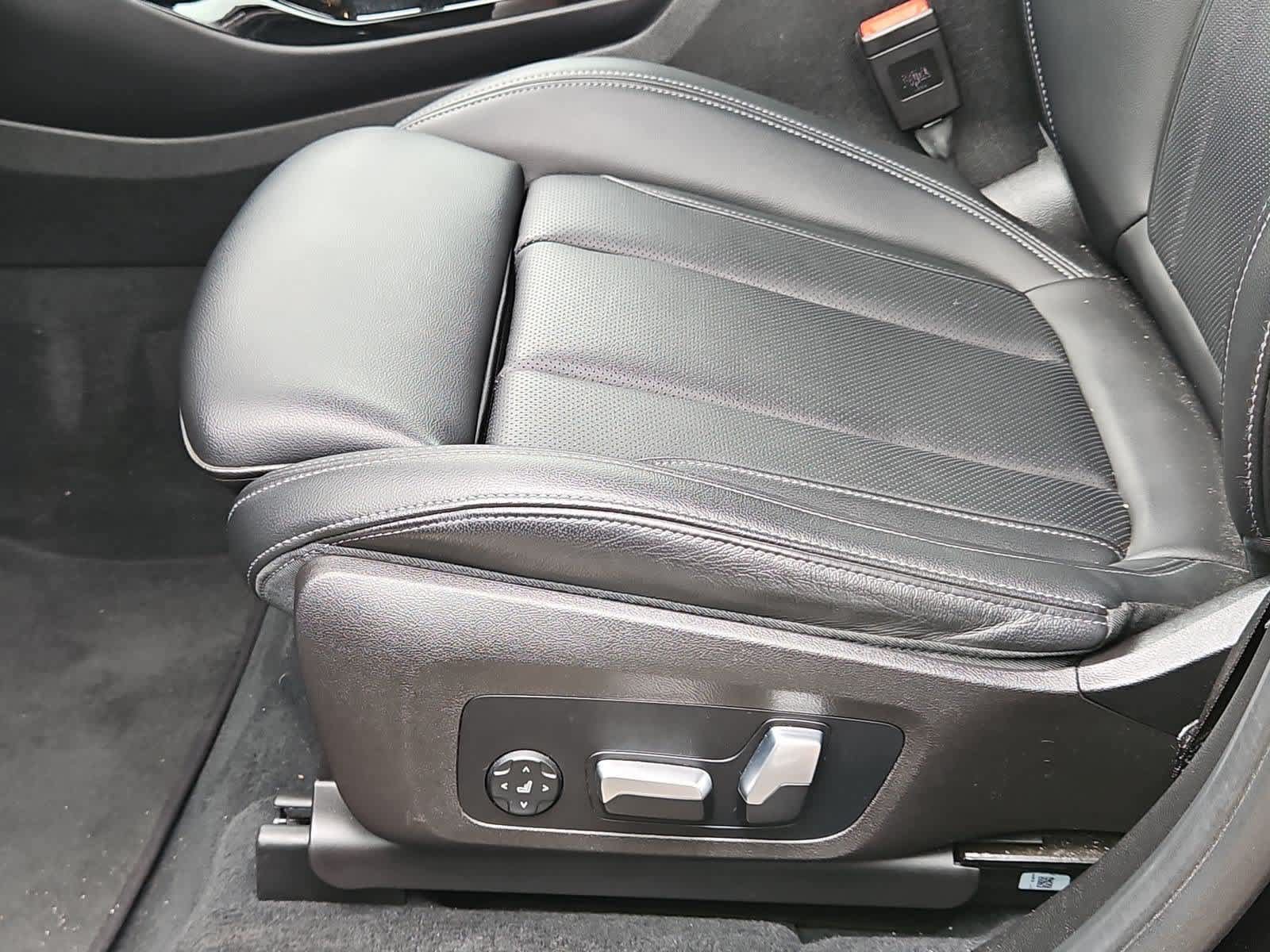 Used 2023 BMW X3 sDrive30i w/ Premium Package RWD image 16