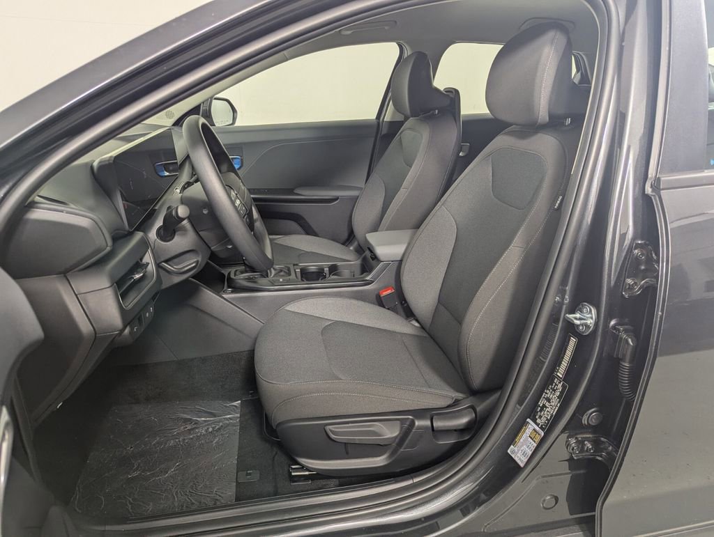 New 2025 Kia K4 FWD image 12
