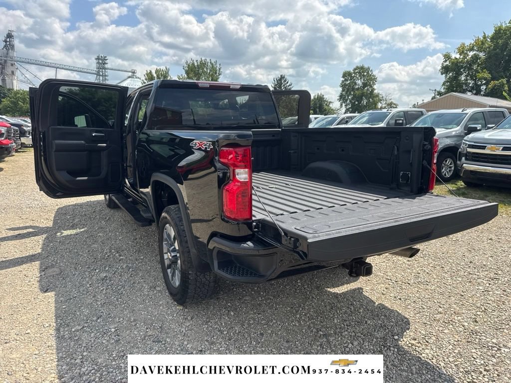 Used 2024 Chevrolet Silverado 2500 Custom w/ Custom Value Package AWD/4WD image 13