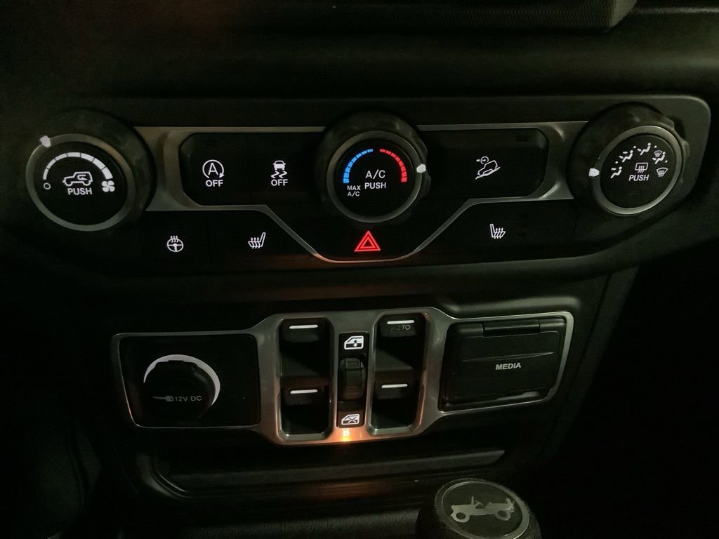 Used 2018 Jeep Wrangler Unlimited Sport S image 33