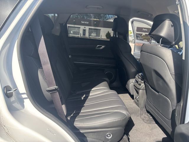 Used 2024 Genesis GV80 2.5T image 9