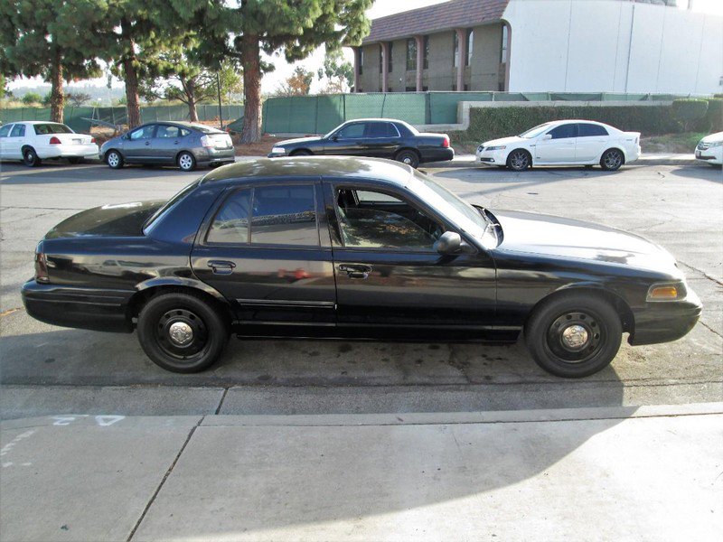 Used 2011 Ford Crown Victoria Police Interceptor image 1