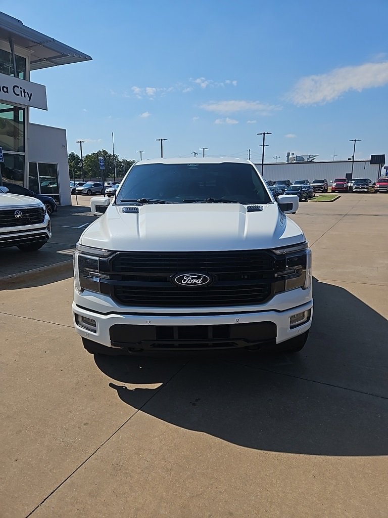 Used 2024 Ford F150 Platinum w/ FX4 Off-Road Package image 2